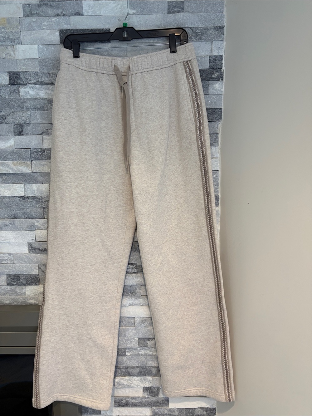 Ugg women's ultra soft sweatpants brand with no tags size medium